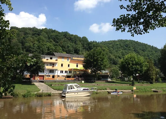 Gasthof Zum Lahntal Laurenburg photo