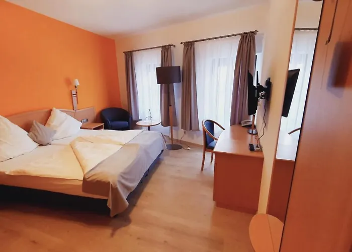 Hotel Rebmann Leinsweiler photo