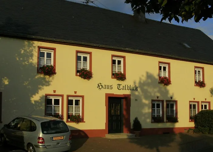 Terrace Apartment By The Zoo Morscheid-Riedenburg photo