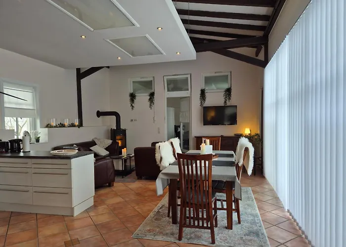 Gemuetliches Loft Mit Terrasse Im Ehemaligen Bahnhof Kalenborn Apartment Vettelschoss photo