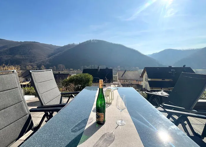 Ferienwohnung Sonnenterrasse, 1-4 Personen, 2 Schlafzimmer, Grosse Terrasse Müden foto