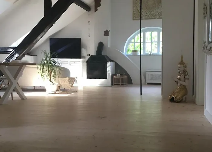 Ferienwohnung Historisches Designer Loft Namaste Ochtendung Foto