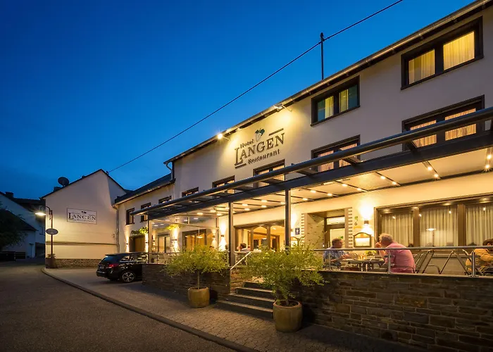 Hotel-Restaurant Langen Kattenes fotoğrafı