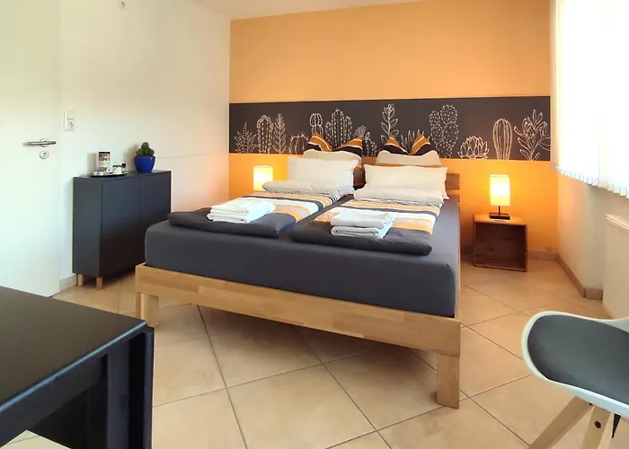 Zimmer Mit Terrasse Am Jakobsberg 오켄하임 사진