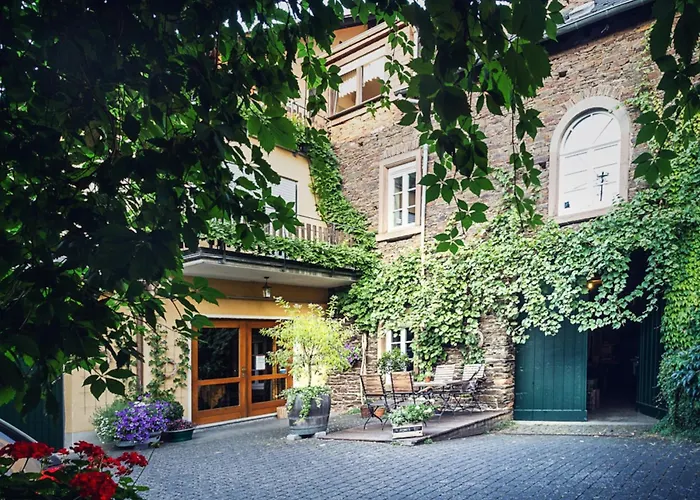 Ferienhaus Schwaab-Scherr, Naehe Bernkastel, Mit Gratis Oepnv-Ticket, Parkplaetzen Und Fahrradgarage Erden photo