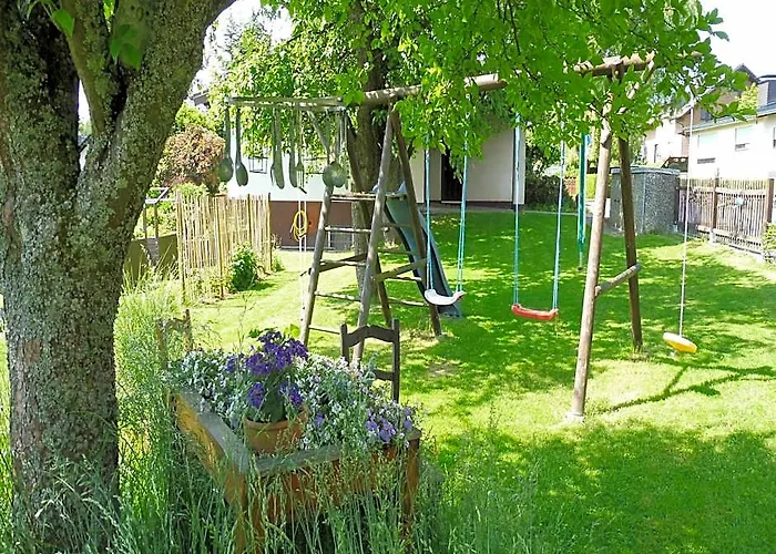 Photo de Apartment With Terrace And Pool In The Garden Pracht