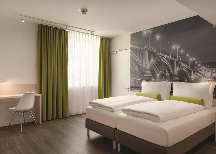 Photo de Hotel Super 8 By Wyndham Mainz Zollhafen