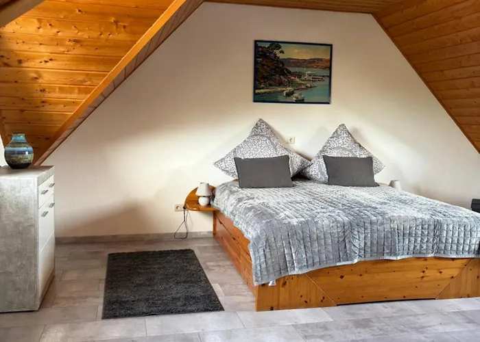 Photo de Maisonette Ferienunterkunft Zum Rotenfels Traisen