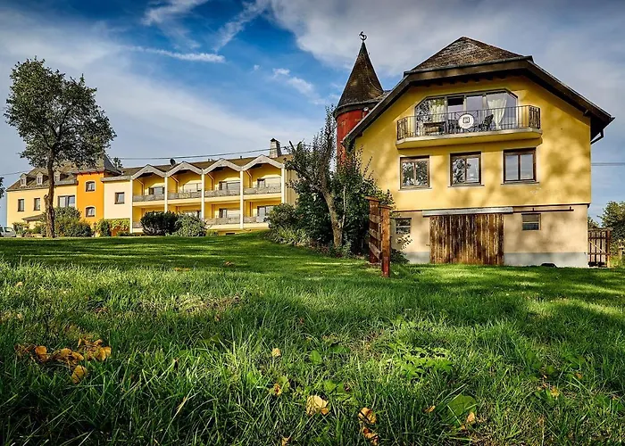 Hofgut Held Hotel Pruem photo
