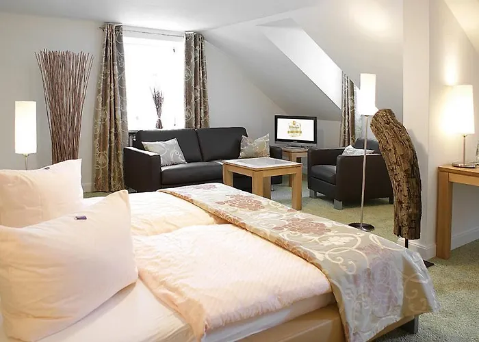 Zum Simonbraeu Hotel Bitburg photo